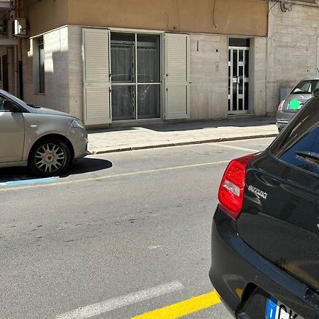 Appartamento Centralissimo Zona Terme Маргерита-ди-Савойя Экстерьер фото